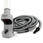 Automatick&aacute; nav&iacute;jec&iacute; hadice Vroom Retract Vac&reg; pro vysavače, snadn&eacute; skladov&aacute;n&iacute; a použit&iacute;.